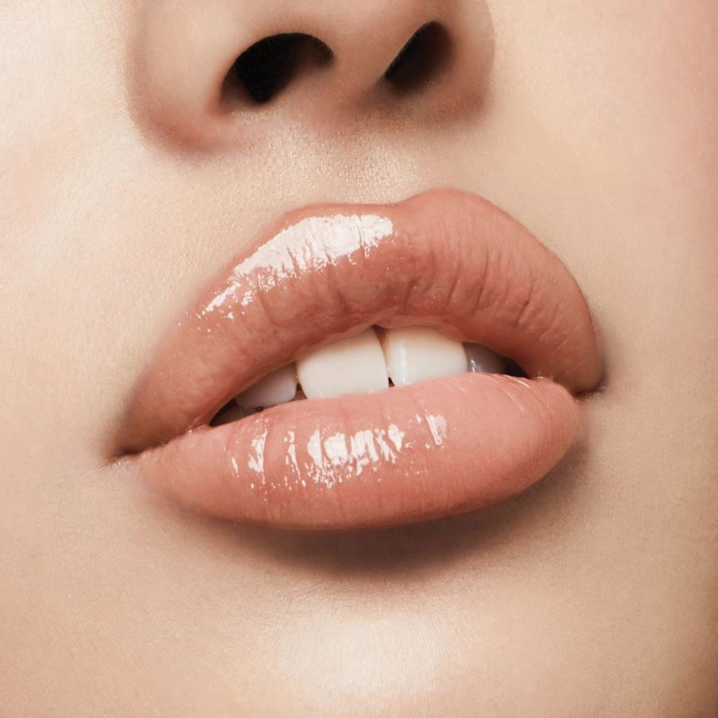 Luciu buze pentru volum Milani Keep It Full Nourishing Lip Plumper Champagne