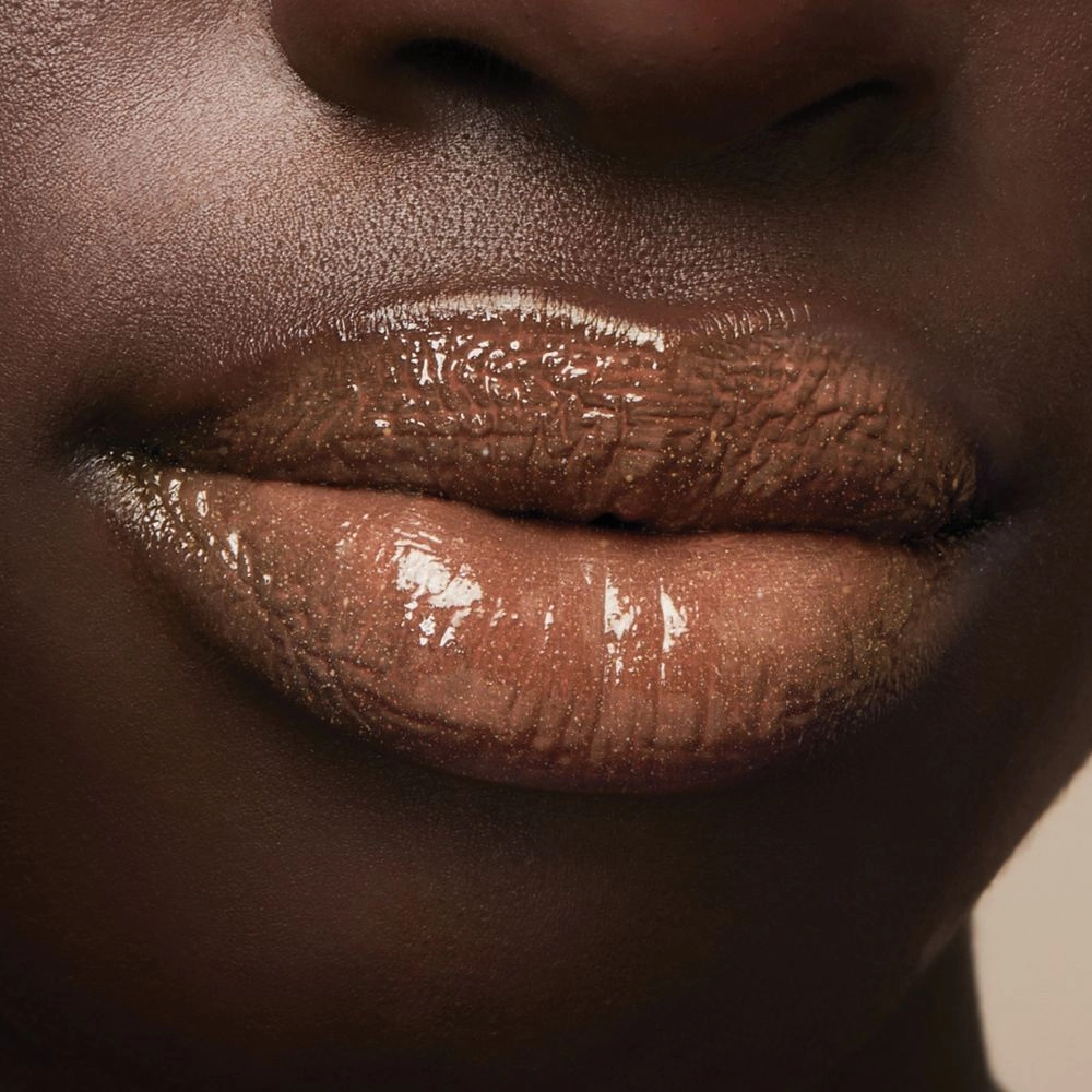 Luciu buze pentru volum Milani Keep It Full Nourishing Lip Plumper Natural Luster