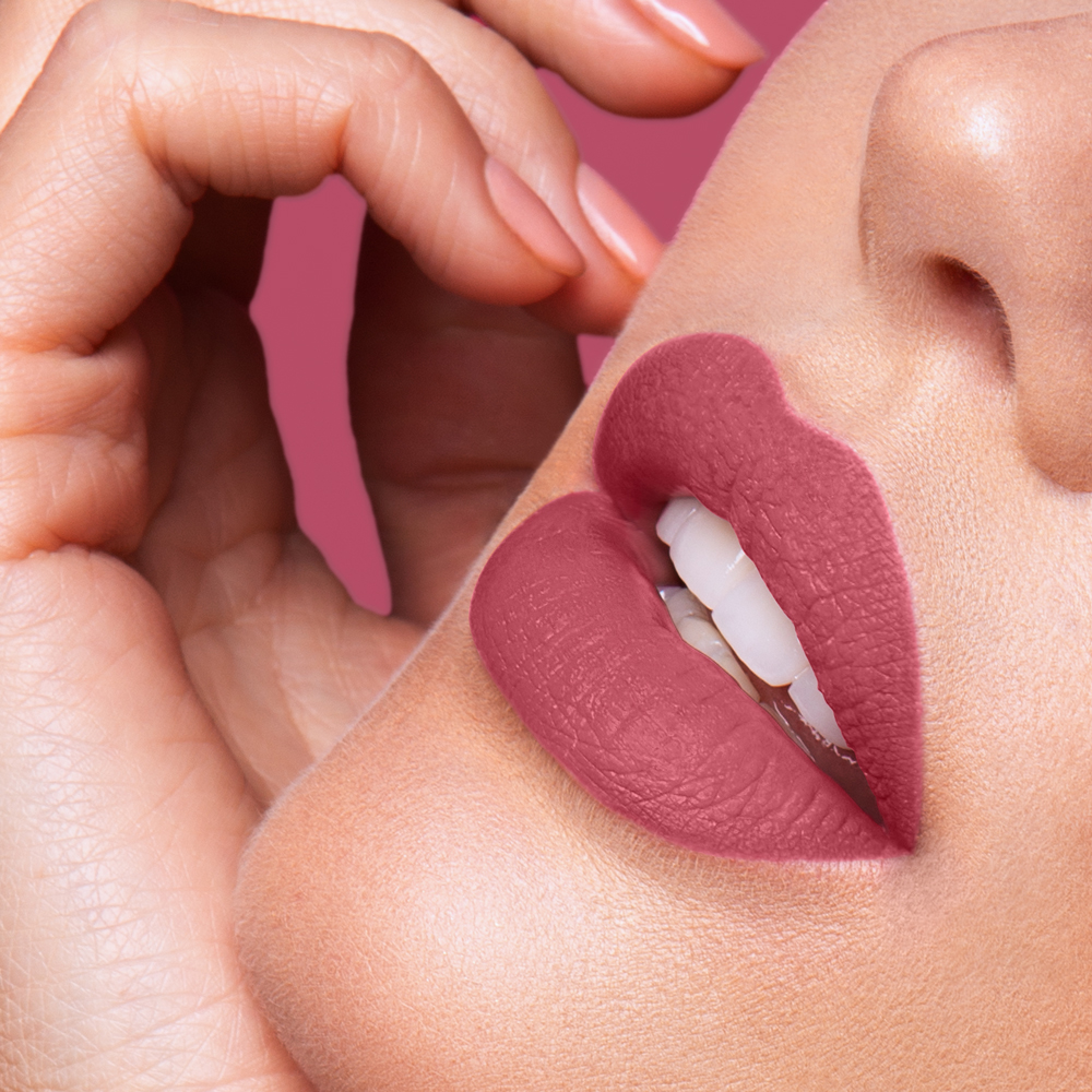 Ruj lichid mat SLEEK MakeUP Matte Me XXL Birthday Suit