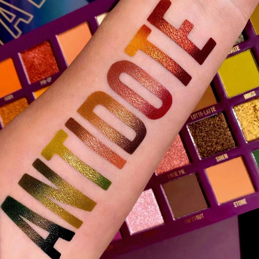 Paleta farduri BPerfect X Stacey Marie Carnival IV The Antidote Palette