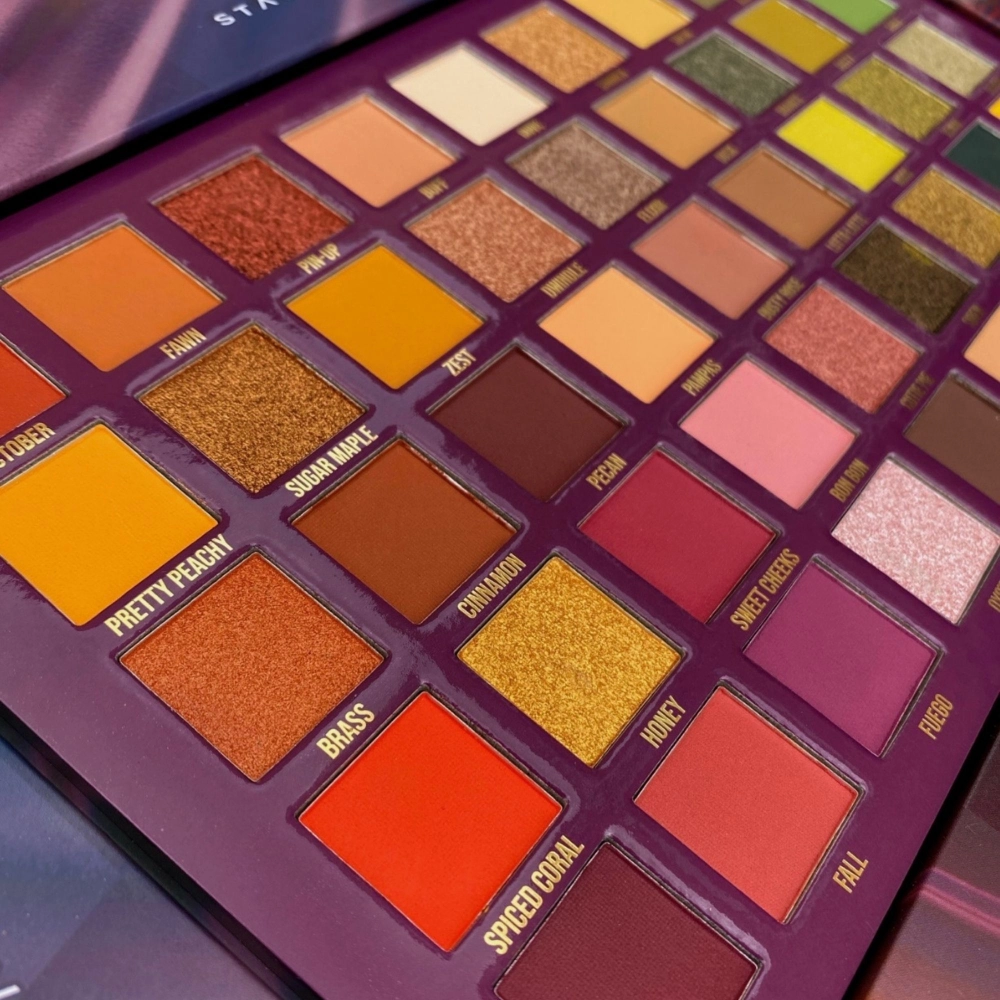 Paleta farduri BPerfect X Stacey Marie Carnival IV The Antidote Palette