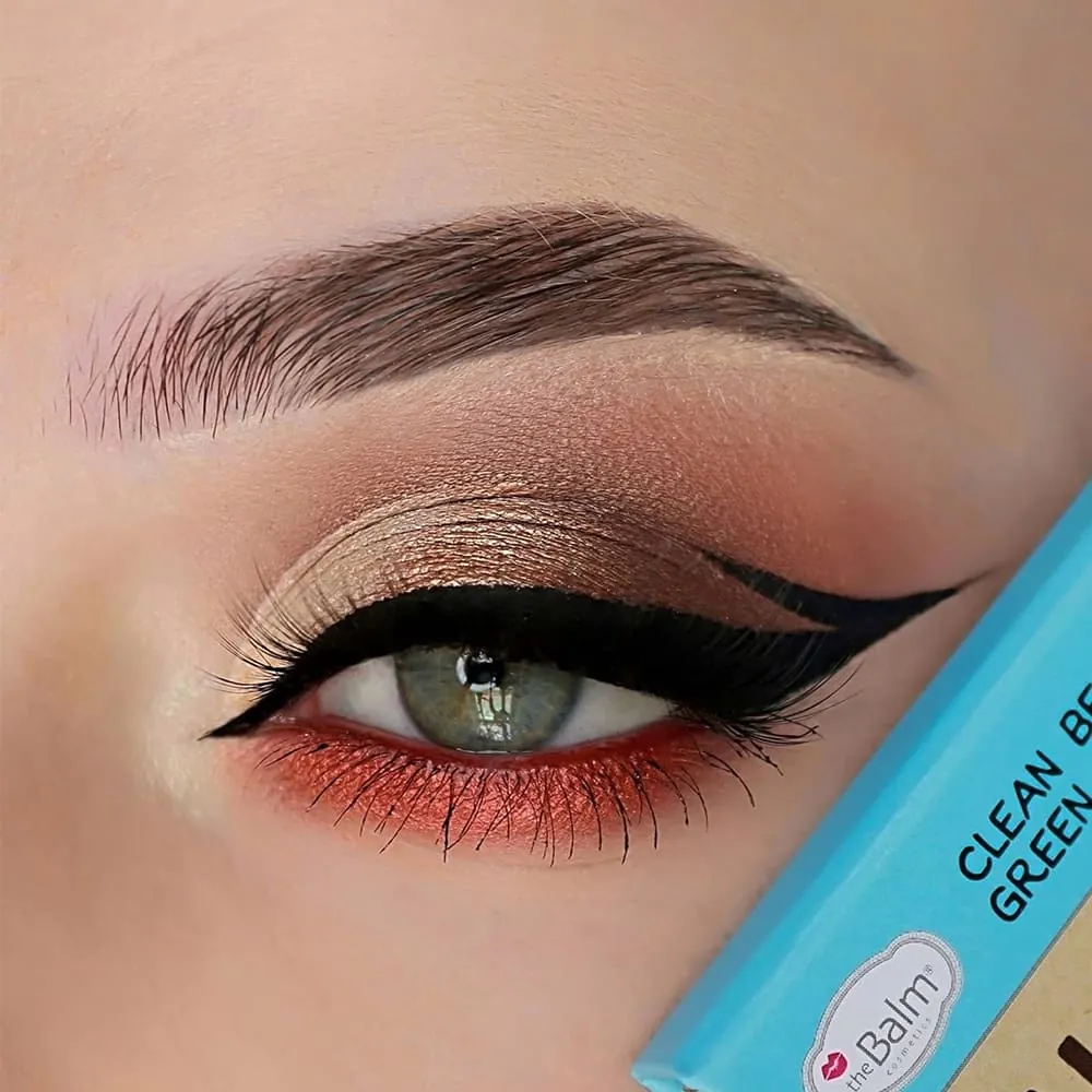 Paleta farduri theBalm Male Order First Class Male Eyeshadow Palette