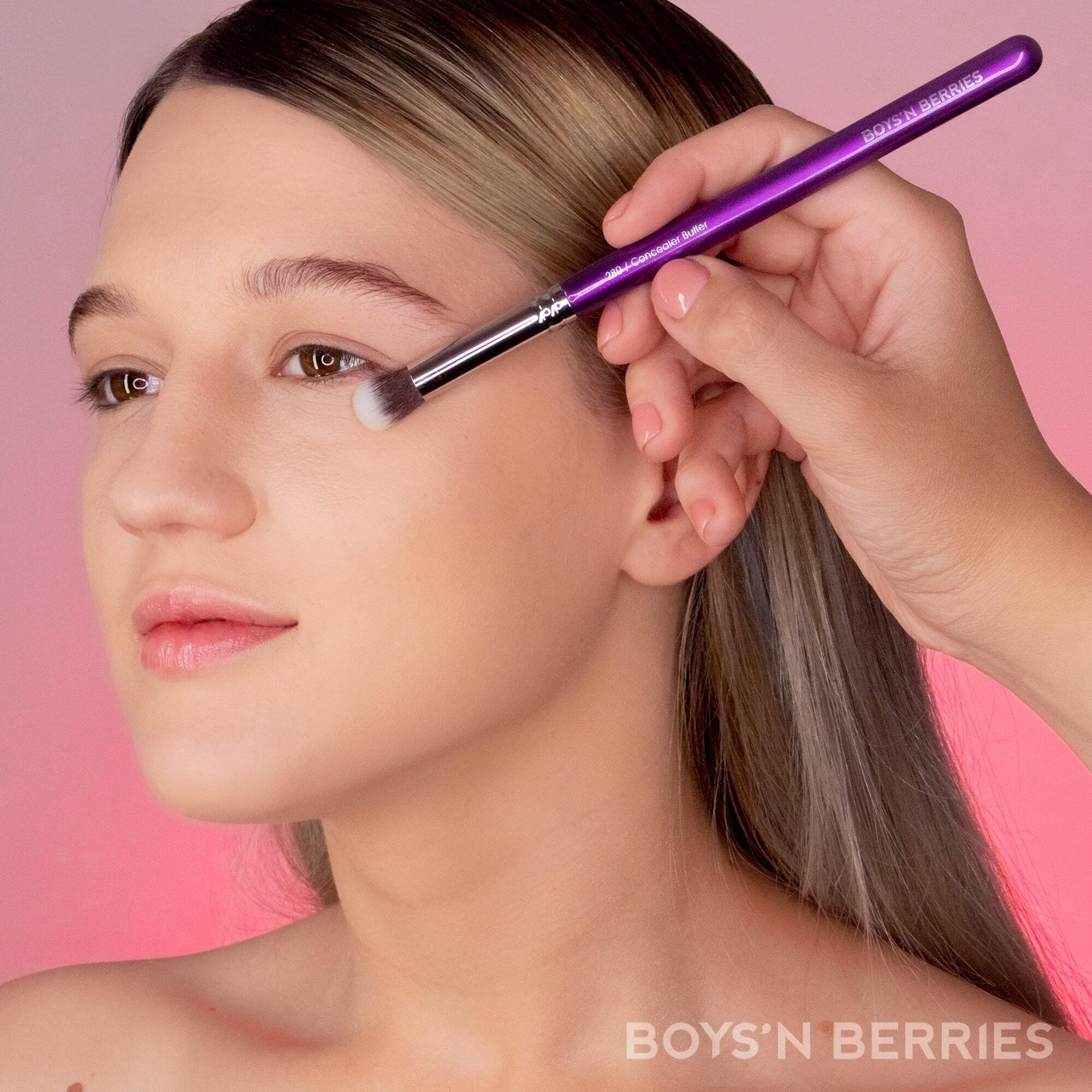 Pensula Profesionala Machiaj Boys`n Berries Concealer Buffer