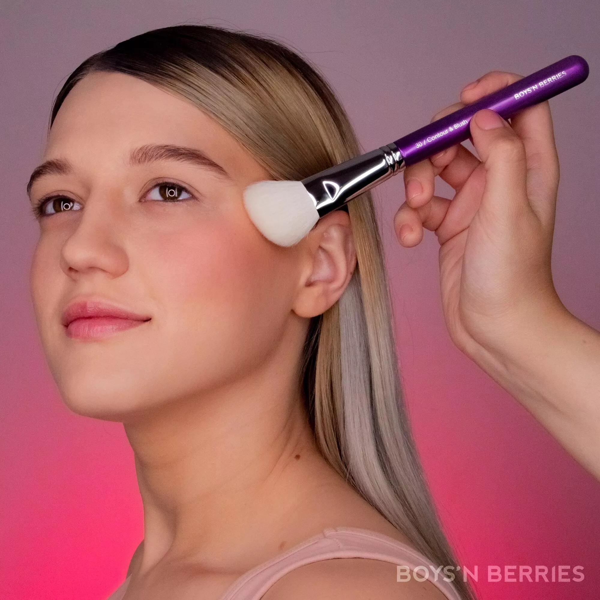 Pensula Profesionala Machiaj Boys`n Berries Contour & Blush