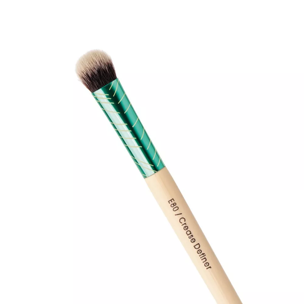 Pensula Profesionala Machiaj Boys`n Berries Evergreen Crease Definer