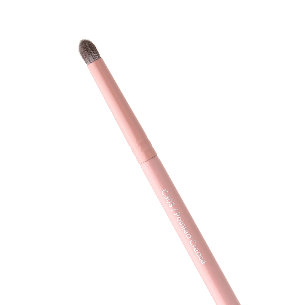 Pensula Profesionala Machiaj Boys`n Berries Pointed Crease
