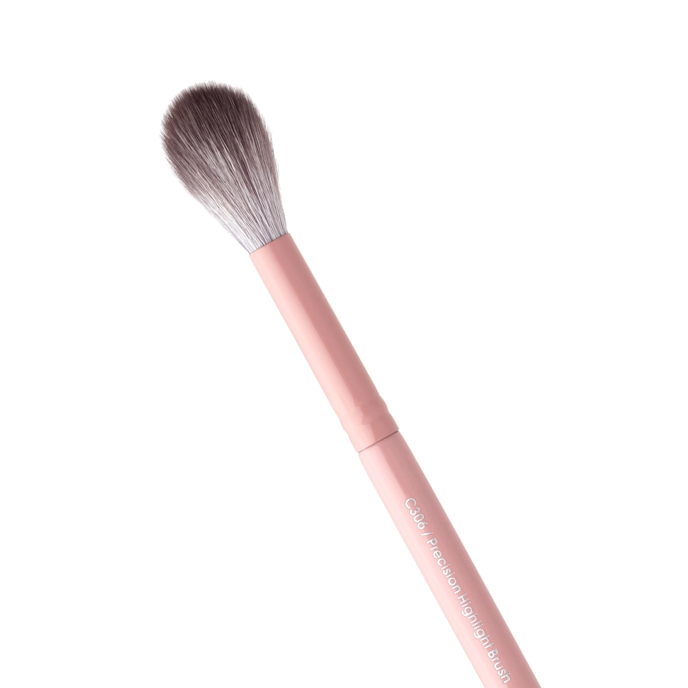 Pensula Profesionala Machiaj Boys`n Berries Precision Highlight Brush