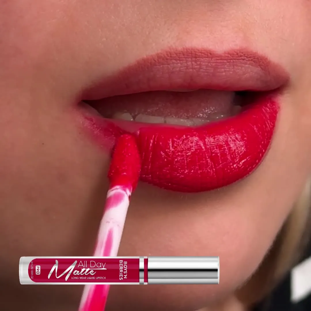 Videoclip Ruj Lichid de Buze Boys`n Berries All Day Matte Red Sonja