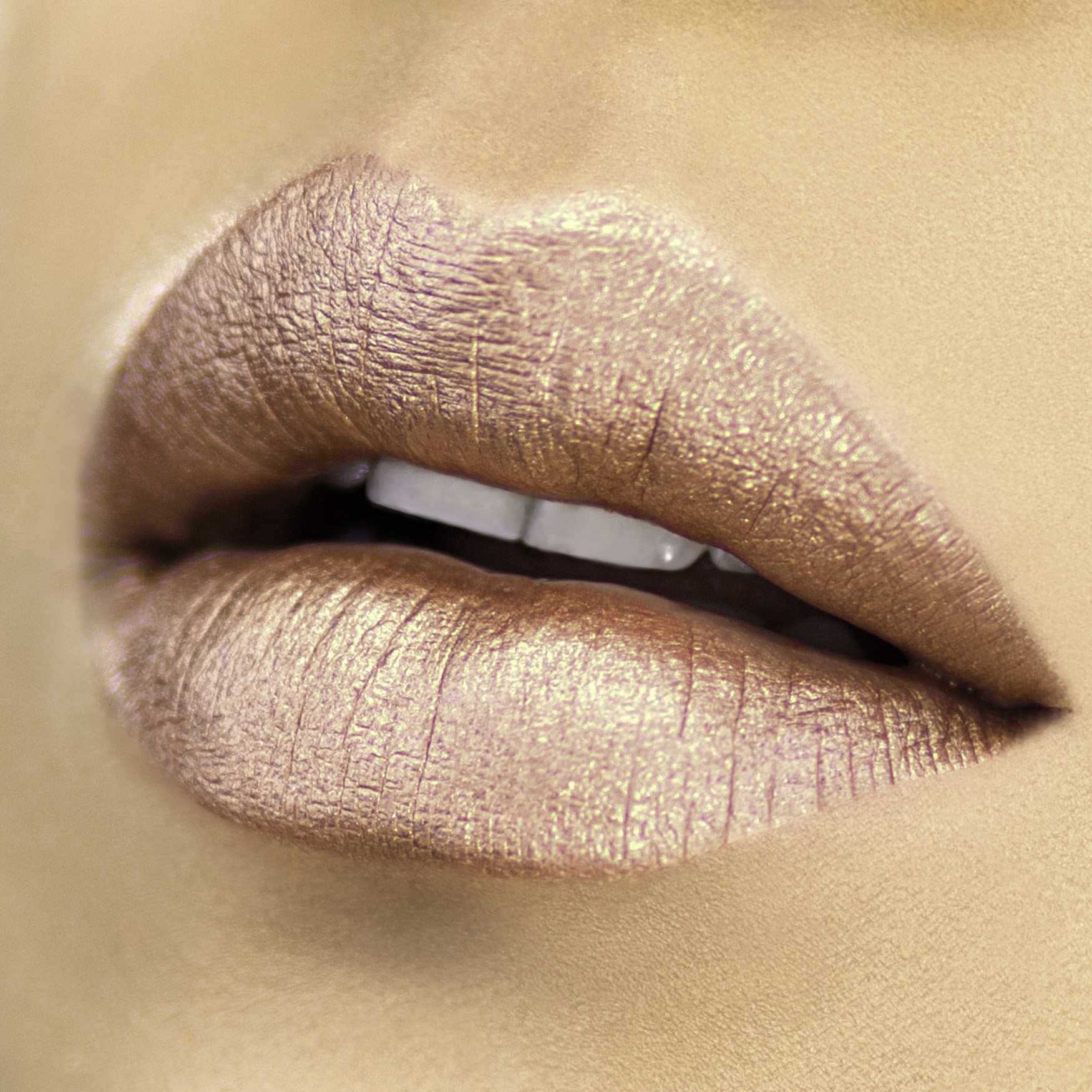 Ruj Lichid Milani Amore Metallic Lip Creme Chromatic Addict