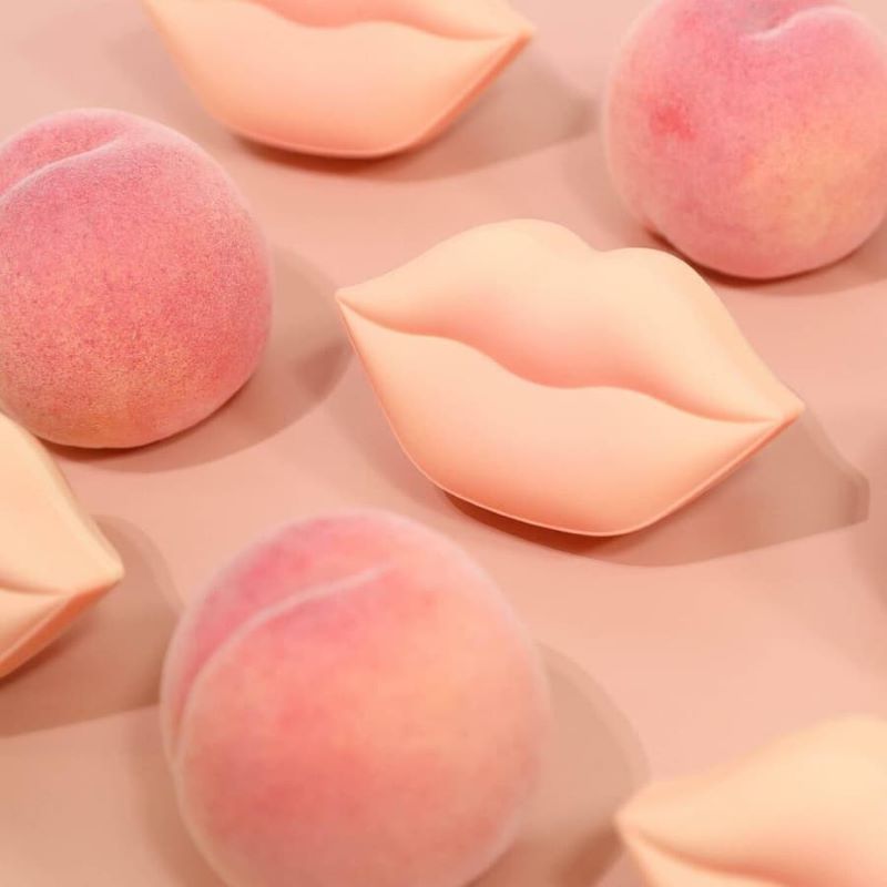 Scrub si ulei de buze Kocostar PEACH LIP DUODUO 2 in 1 Lip Scrub + Lip Oil in Cream