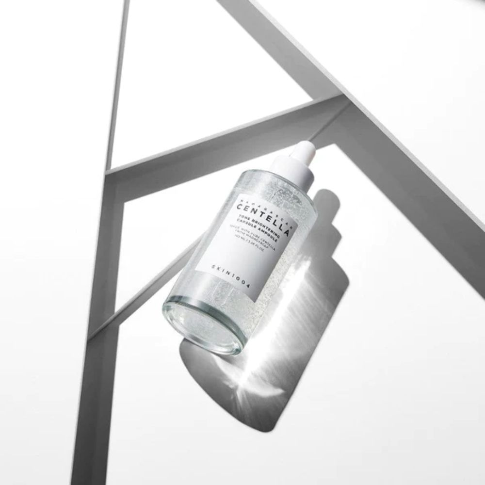 Ser Anti-Pigmentare SKIN1004 Madagascar Centella Tone Brightening Capsule Ampoule