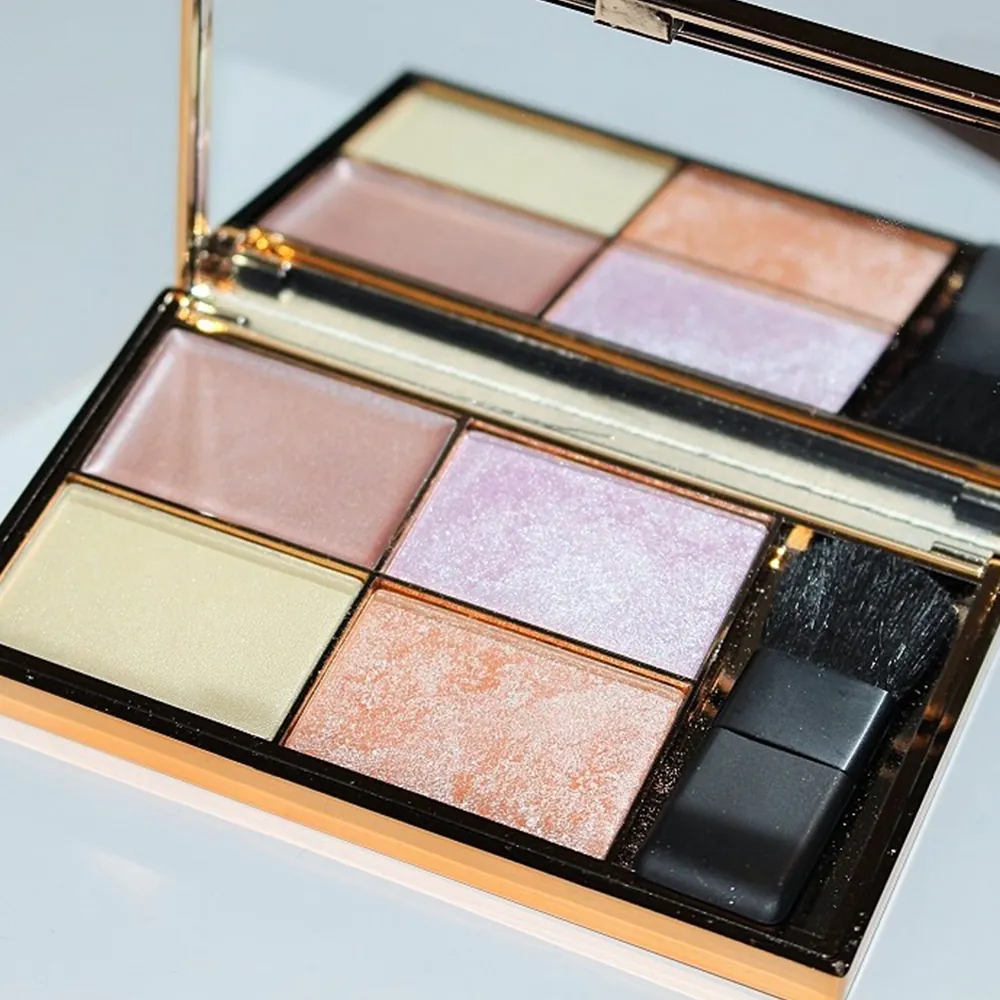 Paleta Iluminatoare Sleek MakeUP Solstice Highlighting Palette