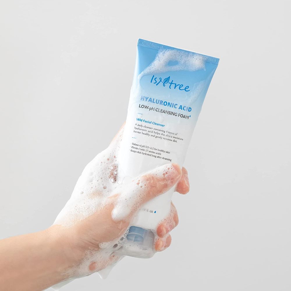 Spuma pentru Curatare cu pH Scazut ISNTREE Hyaluronic Acid LOW-pH Cleansing Foam