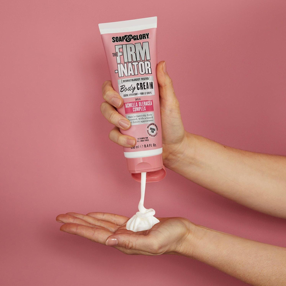 Crema de corp Soap & Glory THE FIRMINATOR Moisturising Body Cream