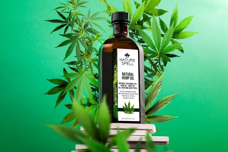 Ulei de Canabis pentru Par & Piele Nature Spell Hemp Oil for Hair and Skin
